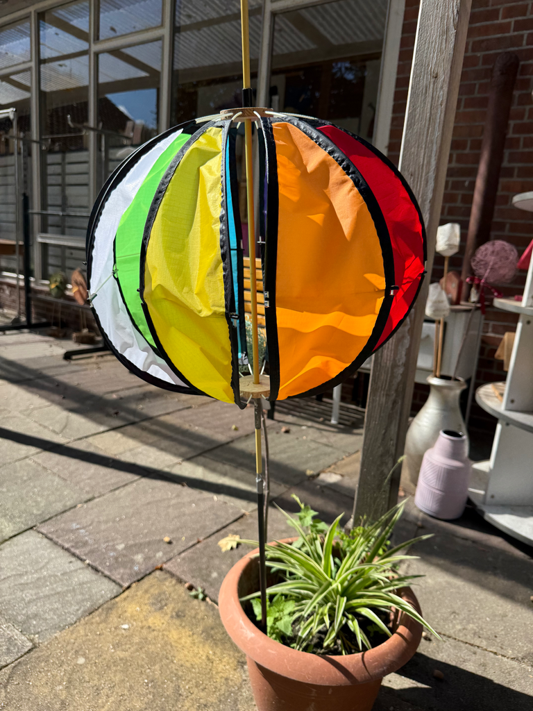 Gartendekoration Kugel, Ballon, Windkugel, Windballon, Windspiel 