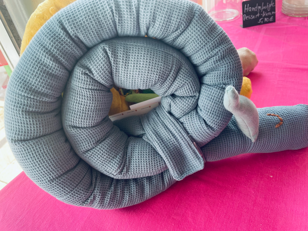 Pucky Schnecke, Bettumrandung