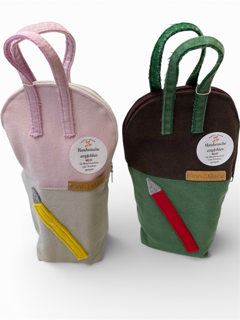 Aufstellbares Federmäppchen im Mini-Rucksack-Stil